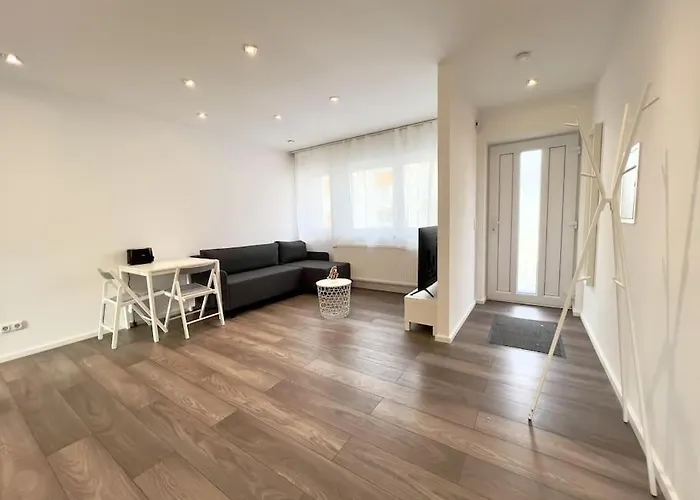 Fuehle Dich Zu Hause Im Taunus * Flörsheim am Main